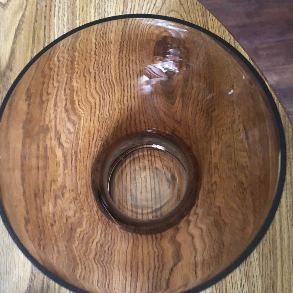 Pretty brown vase - Picture 2 of 3